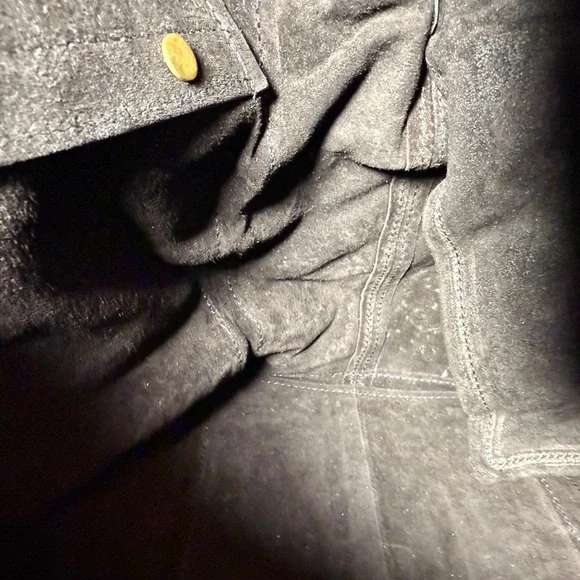 YVES SAINT LAURENT
Black Patent Leather/Suede Muse Two Bag - Picture 13 of 16